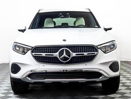 2025 Mercedes-Benz GLC 350e Base