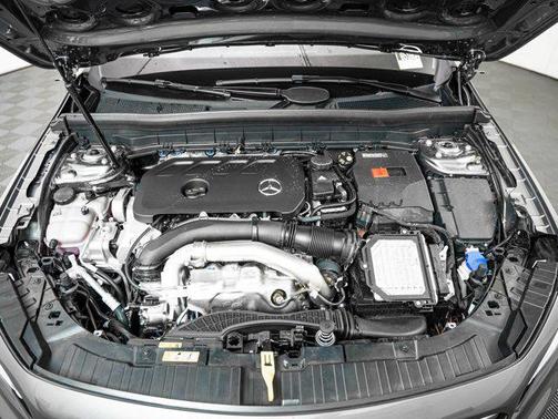 2026 Mercedes-Benz GLB 250 Base