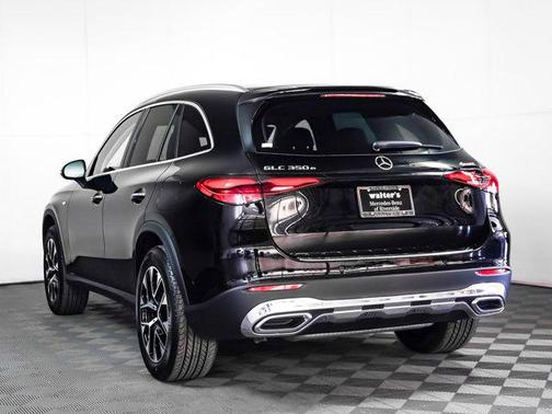 2025 Mercedes-Benz GLC 350e Base