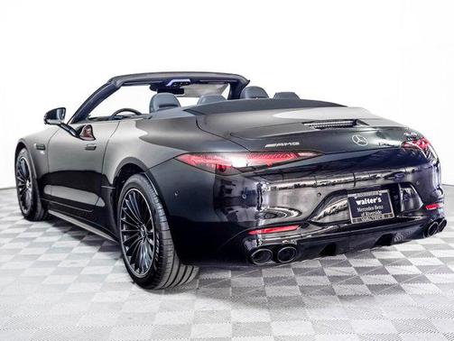 2026 Mercedes-Benz AMG SL 43 Base