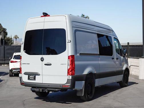 2025 Mercedes-Benz Sprinter 2500 Standard Roof