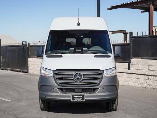 2025 Mercedes-Benz Sprinter 2500 Standard Roof