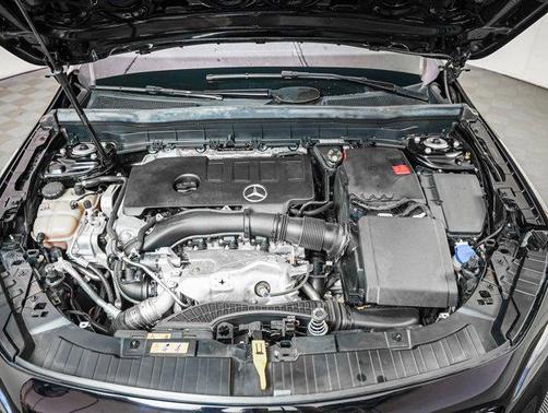 2022 Mercedes-Benz GLB 250 Base