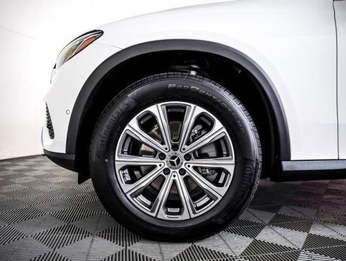 2025 Mercedes-Benz GLC 300 Base