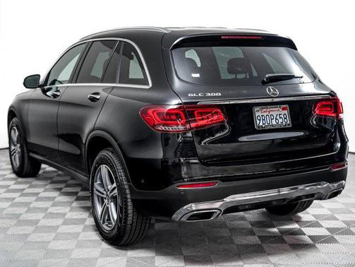 Black 2022 Mercedes-Benz GLC 300 Base