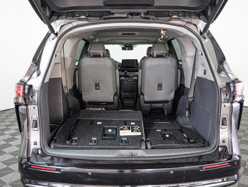 2024 Toyota Sienna Limited