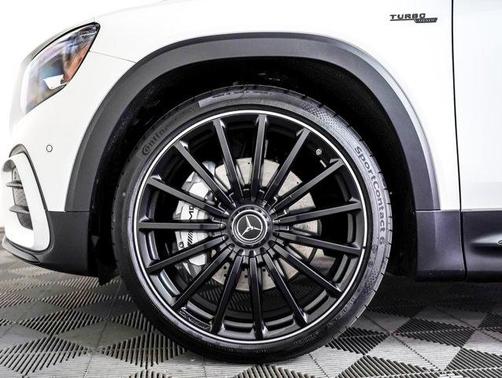 2026 Mercedes-Benz AMG GLB 35 4MATIC