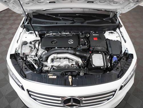 2026 Mercedes-Benz GLB 250 Base