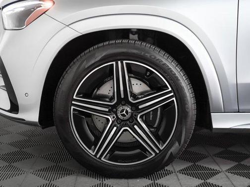 2025 Mercedes-Benz GLE 450e 4MATIC