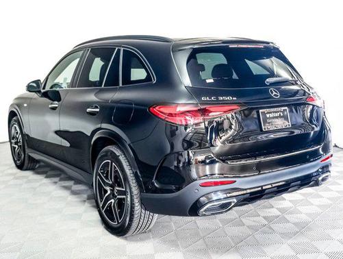 2025 Mercedes-Benz GLC 350e Base