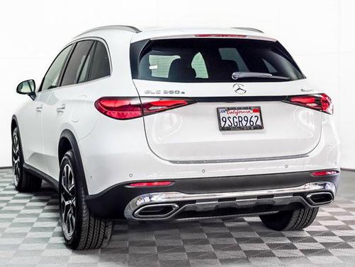 2025 Mercedes-Benz GLC 350e Base