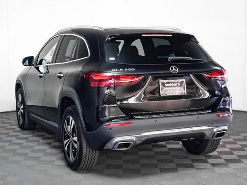 2025 Mercedes-Benz GLA 250 Base