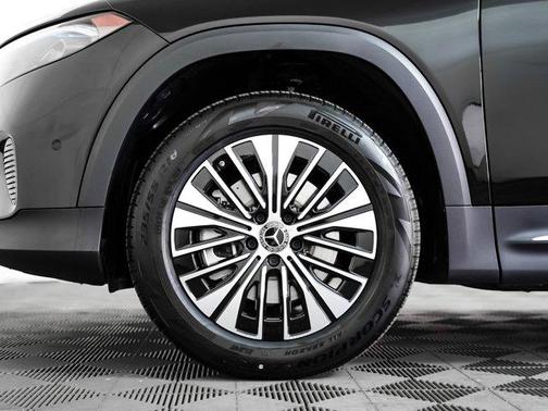 2025 Mercedes-Benz EQB 300 4MATIC