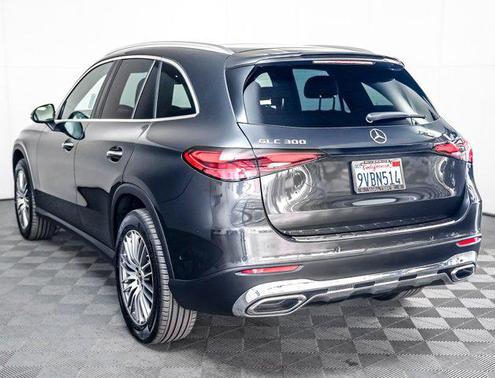 2026 Mercedes-Benz GLC 300 Base