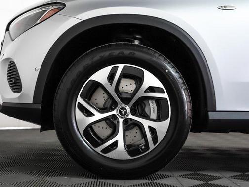 2025 Mercedes-Benz GLC 350e Base