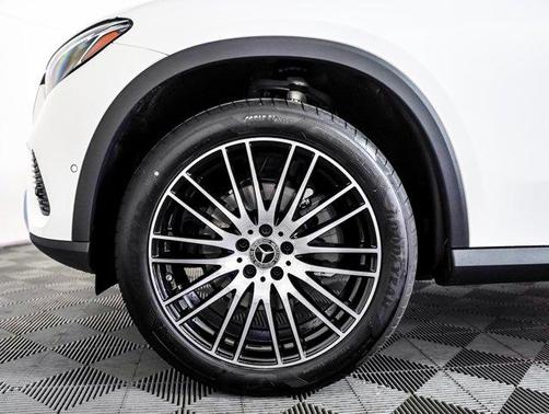 2025 Mercedes-Benz GLC 300 4MATIC Coupe