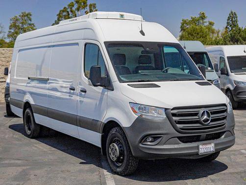 2022 Mercedes-Benz Sprinter 4500 High Roof V6
