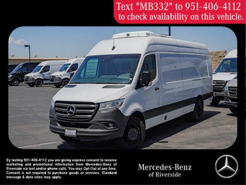 2022 Mercedes-Benz Sprinter 4500 High Roof V6