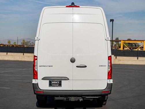 2026 Mercedes-Benz Sprinter 2500 High Roof