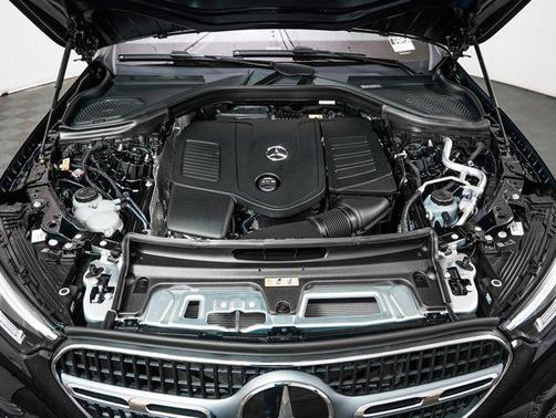 2025 Mercedes-Benz GLC 350e Base