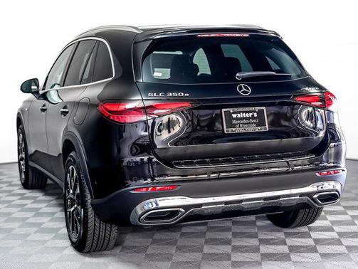 2025 Mercedes-Benz GLC 350e Base