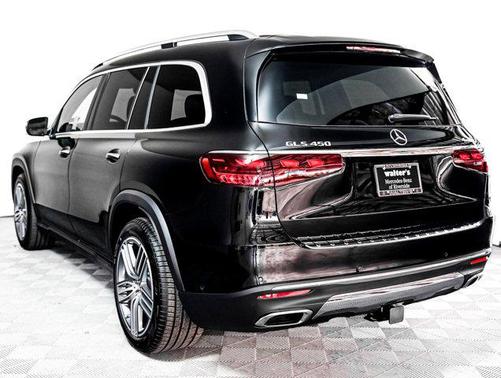 2025 Mercedes-Benz GLS 450 4MATIC