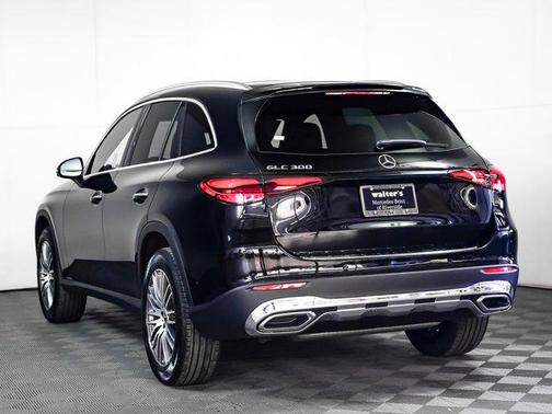 2025 Mercedes-Benz GLC 300 Base