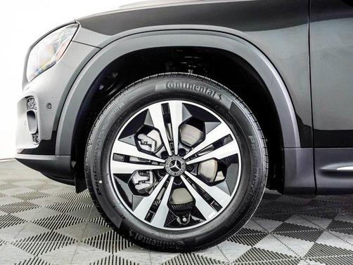 2025 Mercedes-Benz GLB 250 4MATIC