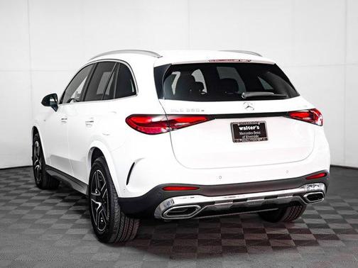 2025 Mercedes-Benz GLC 350e Base