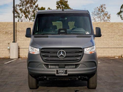 2025 Mercedes-Benz Sprinter 2500 Standard Roof
