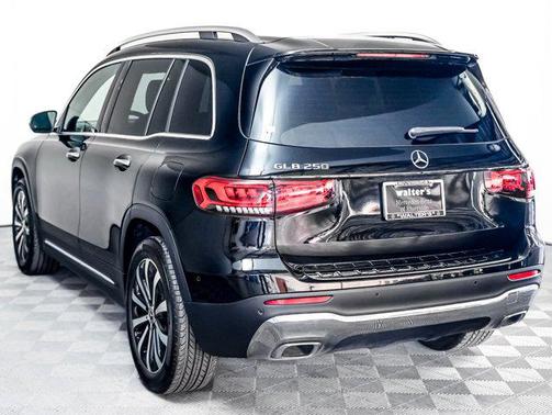 2022 Mercedes-Benz GLB 250 Base