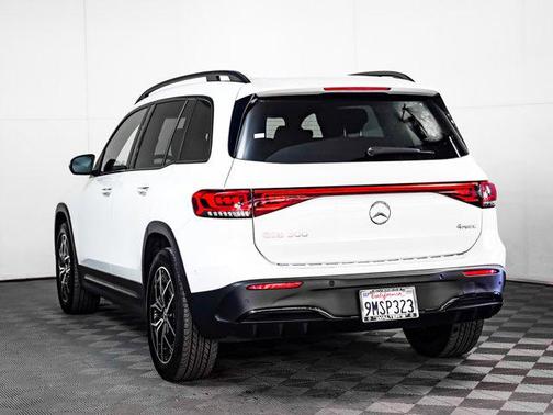 2023 Mercedes-Benz EQB 300 4MATIC