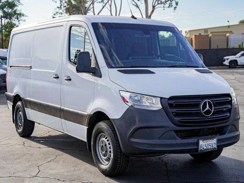 2019 Mercedes-Benz Sprinter 2500 Standard Roof