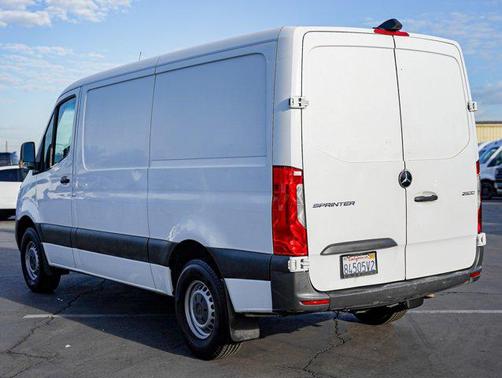 2019 Mercedes-Benz Sprinter 2500 Standard Roof