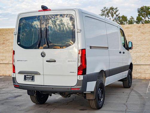 2025 Mercedes-Benz Sprinter 2500 Standard Roof