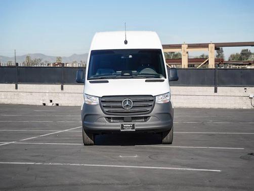 2026 Mercedes-Benz Sprinter 2500 High Roof