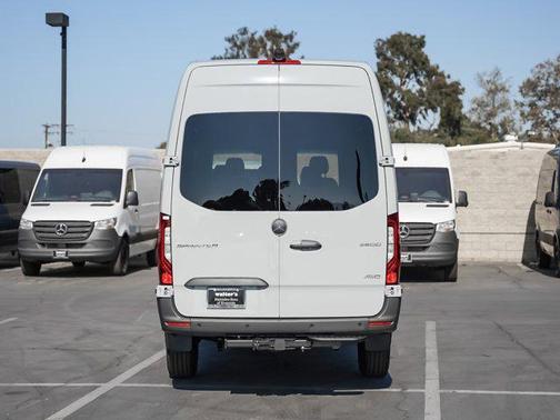 2026 Mercedes-Benz Sprinter 2500 High Roof