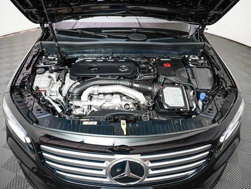 2025 Mercedes-Benz GLB 250 4MATIC
