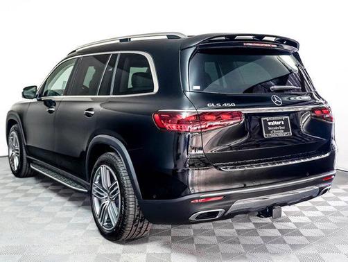 2025 Mercedes-Benz GLS 450 4MATIC