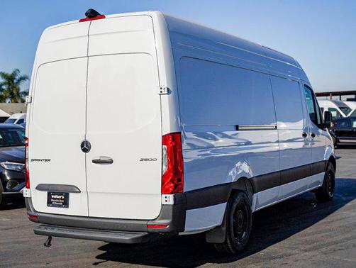 2025 Mercedes-Benz Sprinter 2500 High Roof