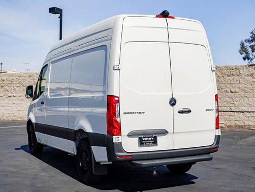 2025 Mercedes-Benz Sprinter 2500 High Roof