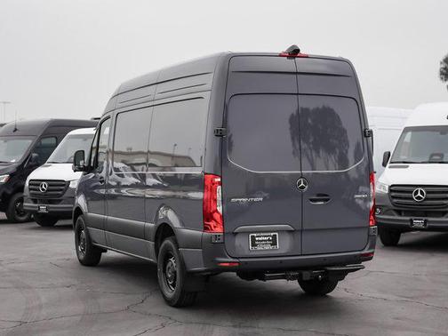 2025 Mercedes-Benz Sprinter 2500 High Roof