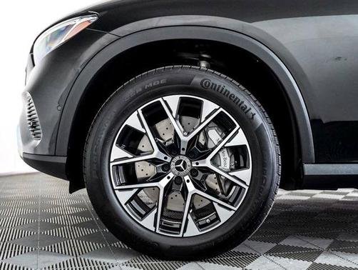 2025 Mercedes-Benz GLC 350e Base
