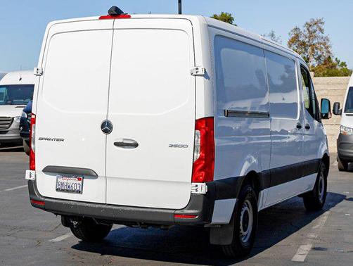 2019 Mercedes-Benz Sprinter 2500 Standard Roof