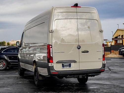 2026 Mercedes-Benz Sprinter 2500 High Roof