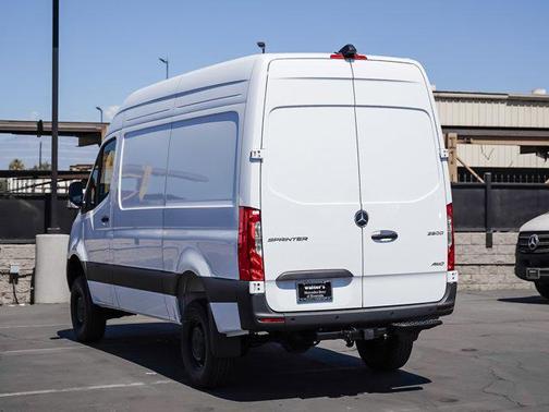 2025 Mercedes-Benz Sprinter 2500 Standard Roof