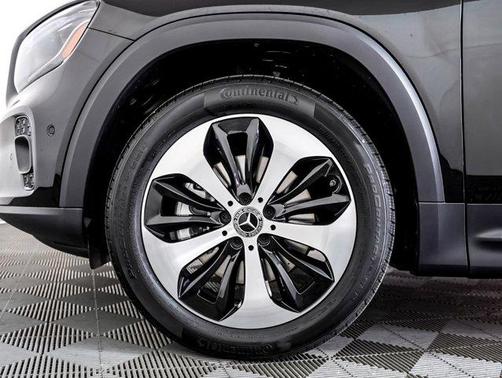 2025 Mercedes-Benz GLB 250 Base
