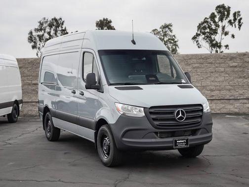 2025 Mercedes-Benz Sprinter 2500 High Roof