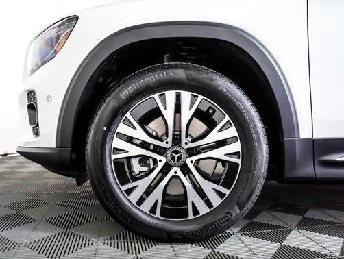 2025 Mercedes-Benz GLB 250 Base