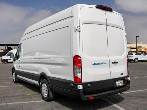2022 Ford Transit-350 Base
